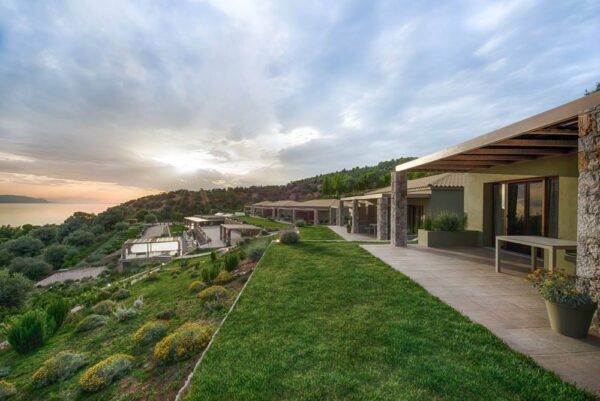 elimnionresort ktima gamou viles gamos evia 12