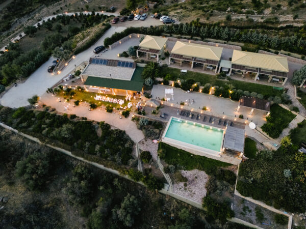 elimnionresort ktima gamou viles gamos evia 23