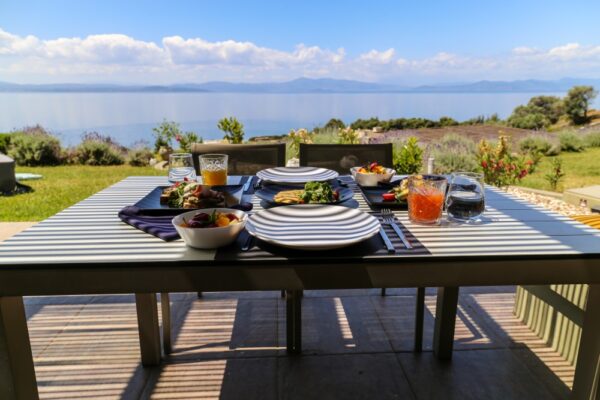 elimnionresort ktima gamou viles gamos evia 55